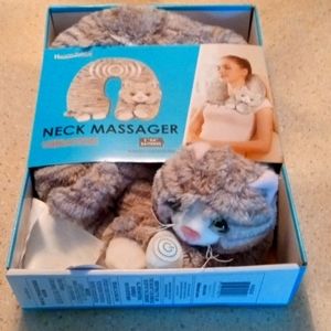 Cat neck massager